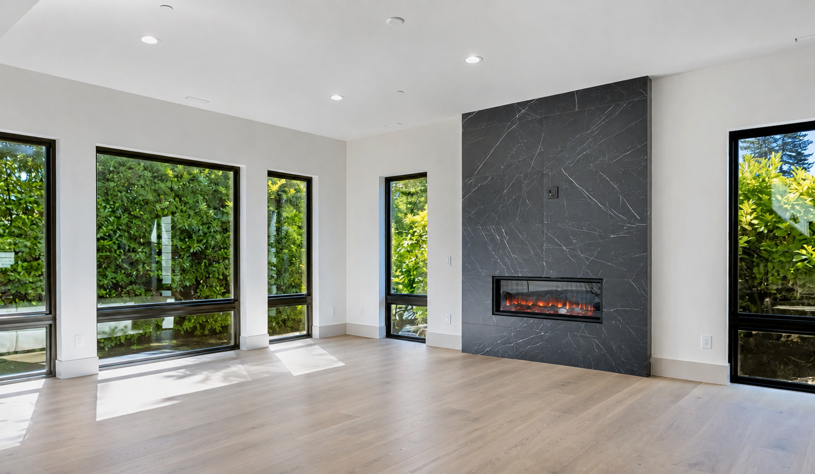 Virtual staging for photographers preserving the real room structure (before)